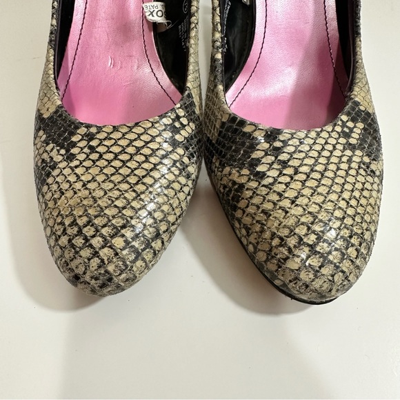 Isaac Mizrahi Womens Brown Snake Print High Heels Size 7.5 - Picture 8 of 8